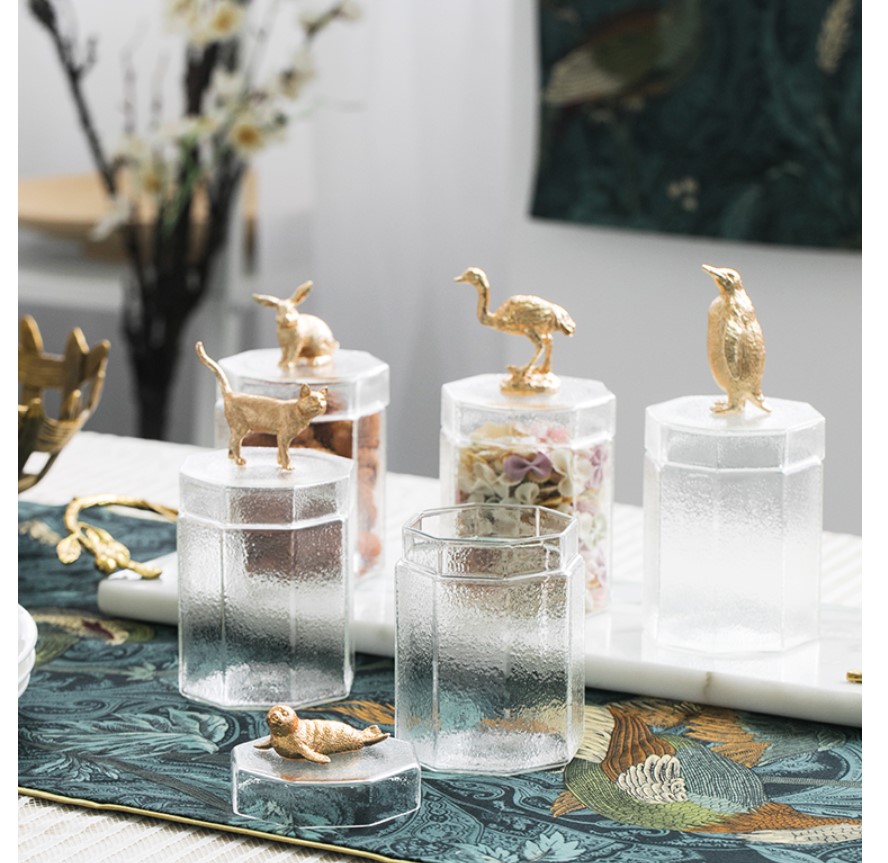 Food Storage Jar with Creative Lid Food Storage Jar with Creative Lid